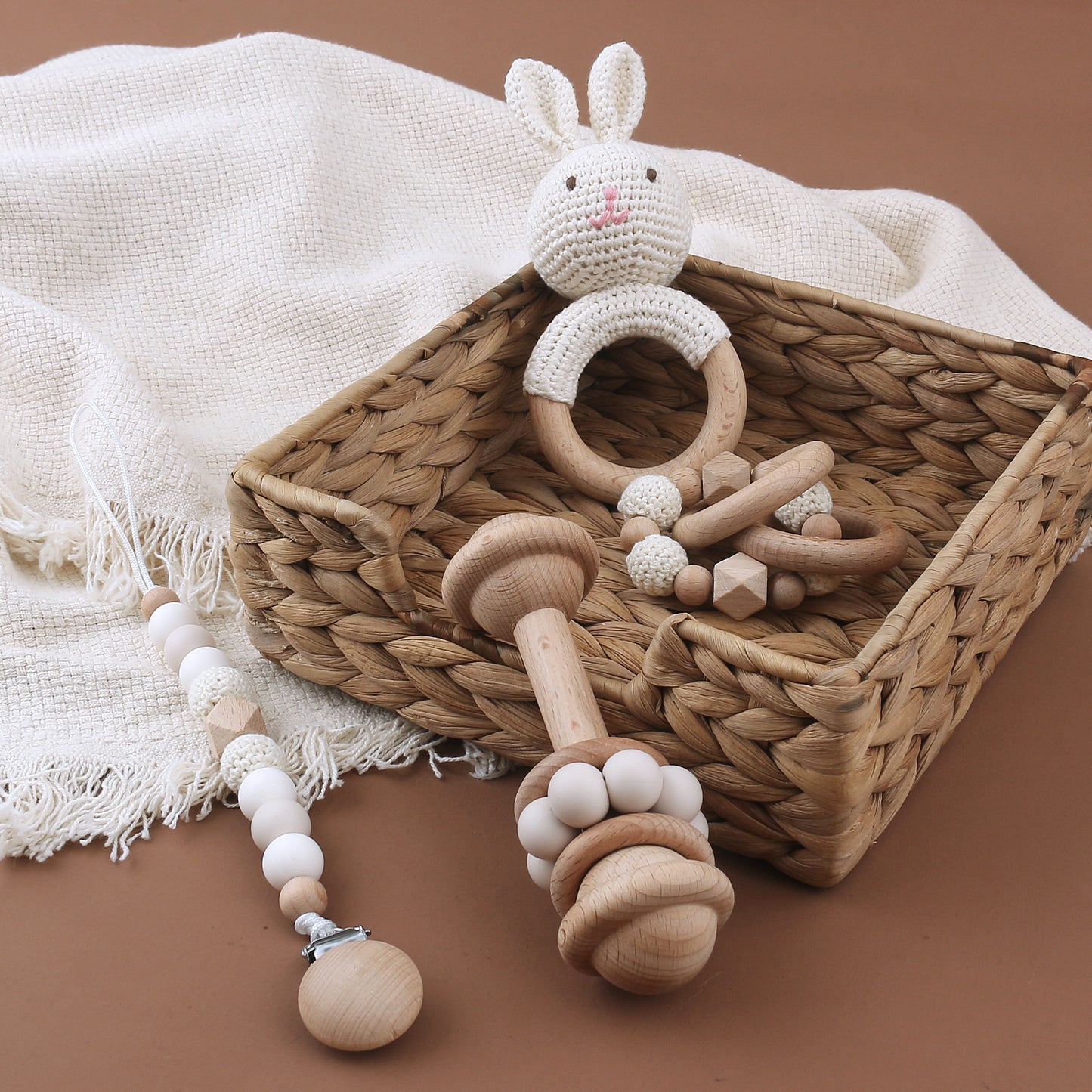 4-delig Newborn Kraamcadeau Hout- White Rabbit